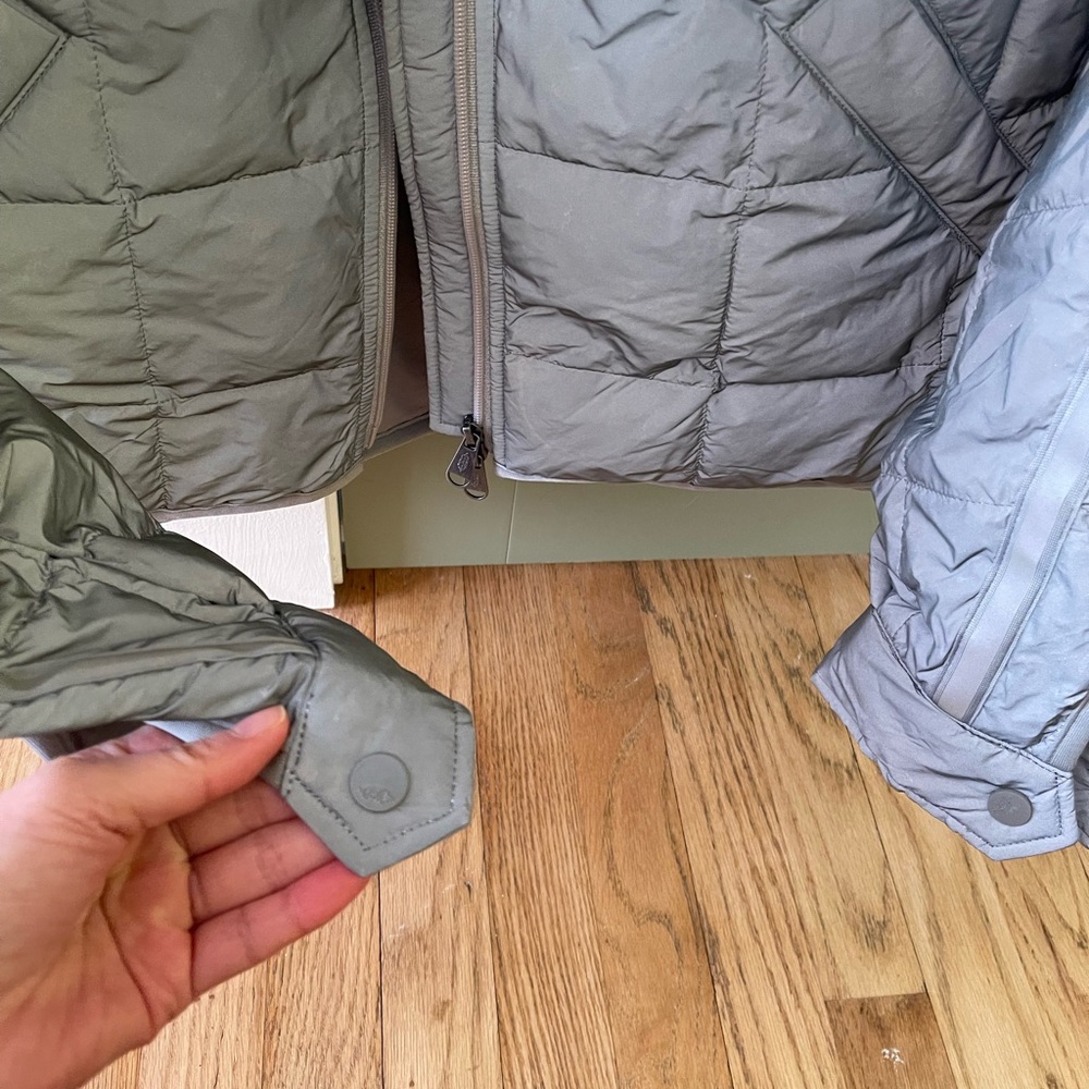FP Movement by Free People Reflective Silver Puffer Jacket small - Picture 12 of 16